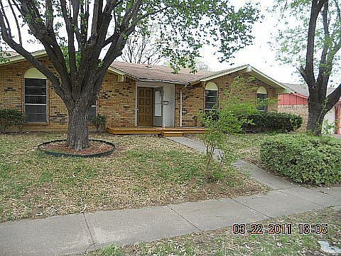 1st image of 435 Blanco St