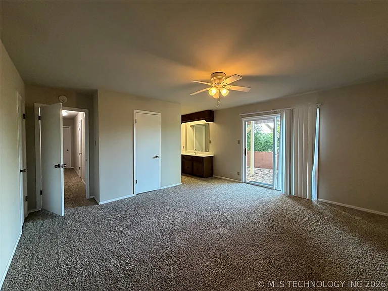 3925 E 60th Pl — Photo 31