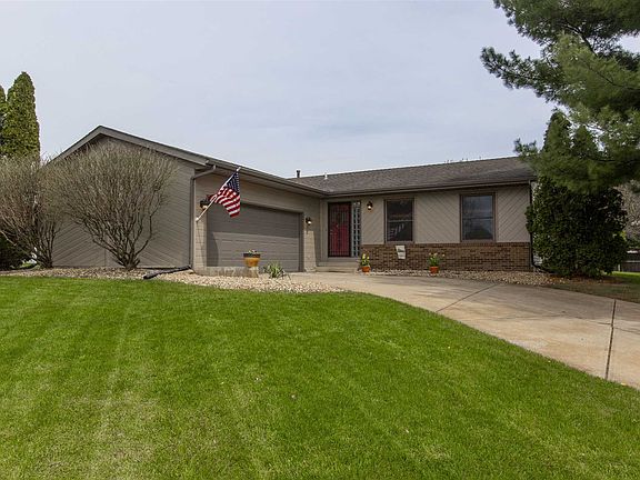 2nd image of 10360 Sunflower Dr