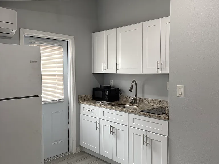 3055 Atlantis Dr — Photo 8