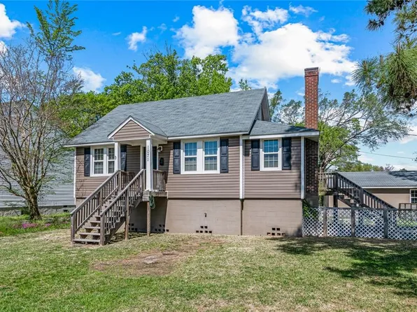 1071 Poquoson Ave, Poquoson, VA 23662