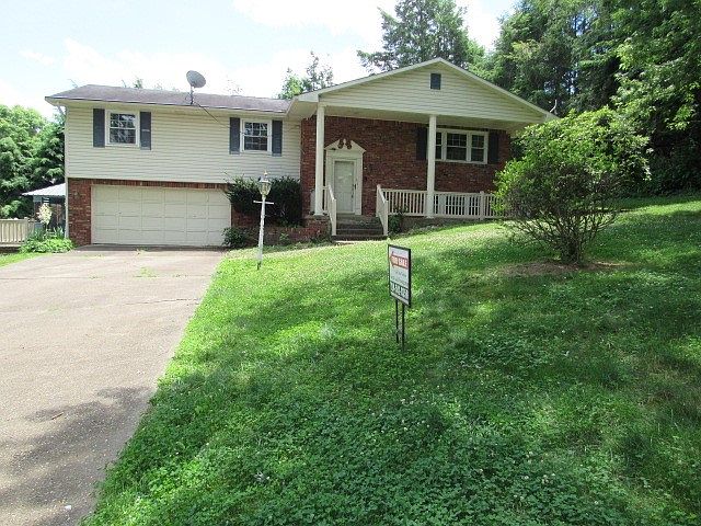 1st image of 410 Crestridge Dr