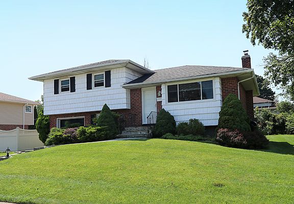 3rd image of 33 Newcastle Ave