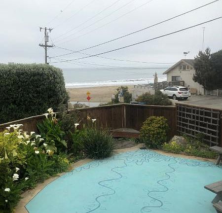 3rd image of 22100 E Cliff Dr