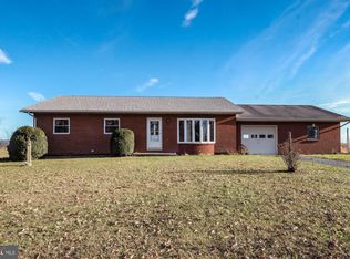 15462 Jersey Mountain Rd, Levels, WV 25431
