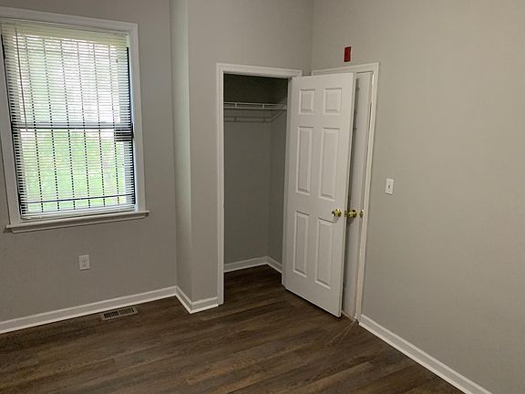 Bedroom #1 (entry level)