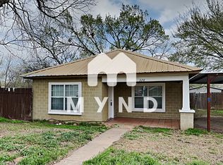 320 N Main St, Springtown, TX 76082