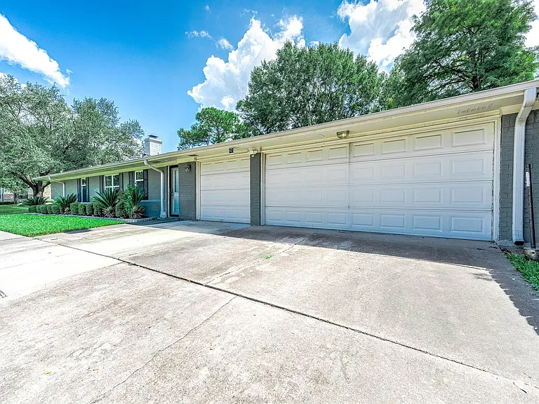 5331 Imogene St — Photo 28