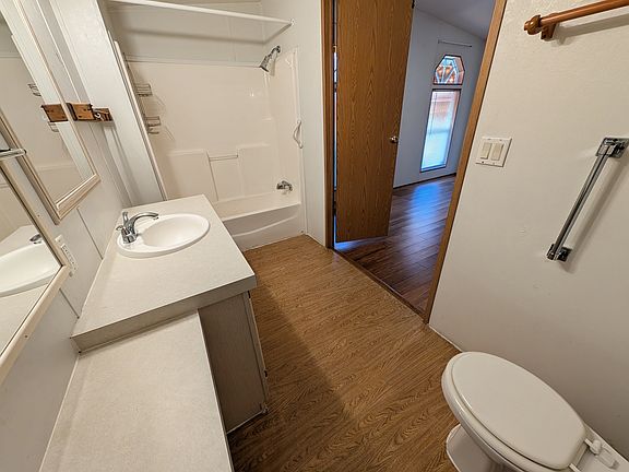 5th image of 5600 Jaleen Ave #5603
