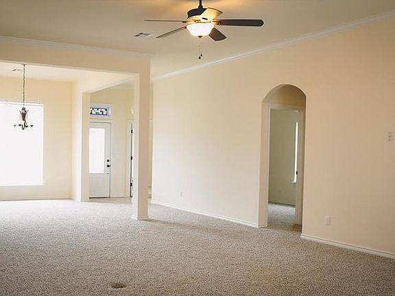 3rd image of 118 Gamble Ln