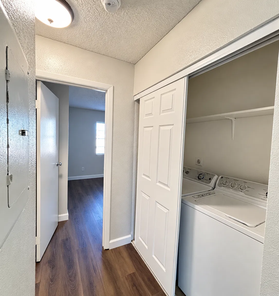 2 bed, 2.0 bath, $1,300 — Photo 4