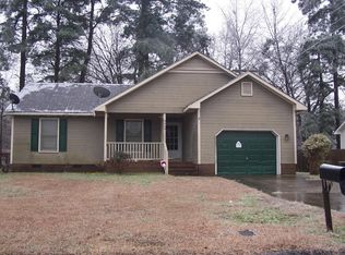6405 Rhemish Dr, Fayetteville, NC 28304