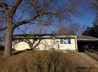 2170 Deborah Dr, Dubuque, IA 52001