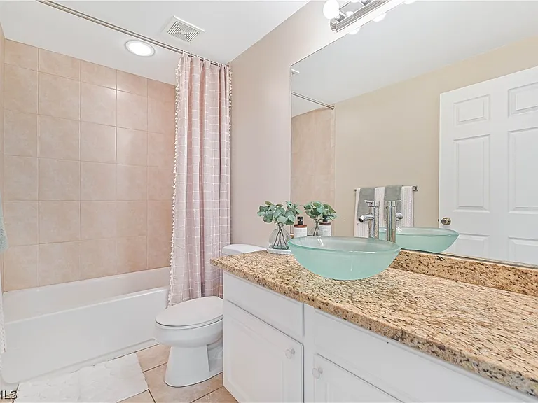 10020 Maddox Ln #213 — Photo 26