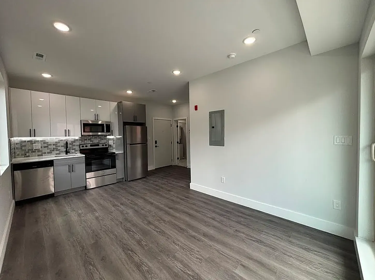 675 N 41st St. — Photo 3