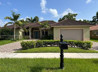 6110 Marinel Say Dr, Fort Lauderdale, FL 33314