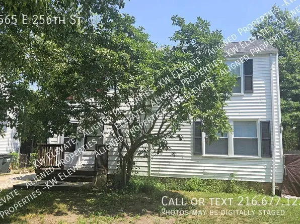 1565 E 256th St, Euclid, OH 44132