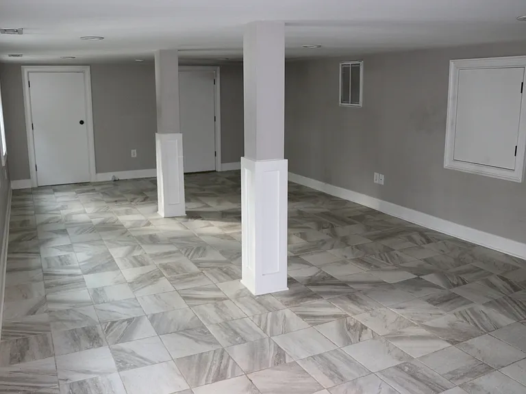 715 Rockingham Rd — Photo 24