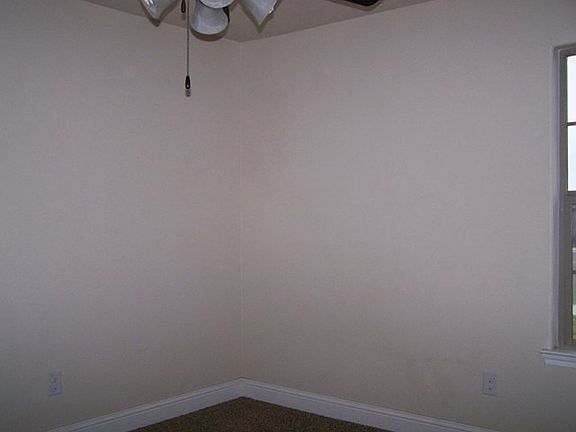 5th image of 513 E 97th St