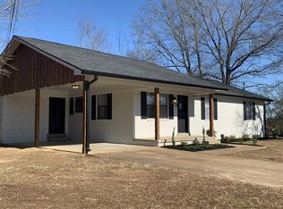 131 Oakridge Dr, Jackson, TN 38305