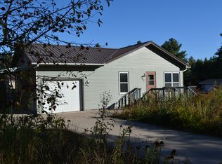 708 N 6th Ave W, Washburn, WI 54891