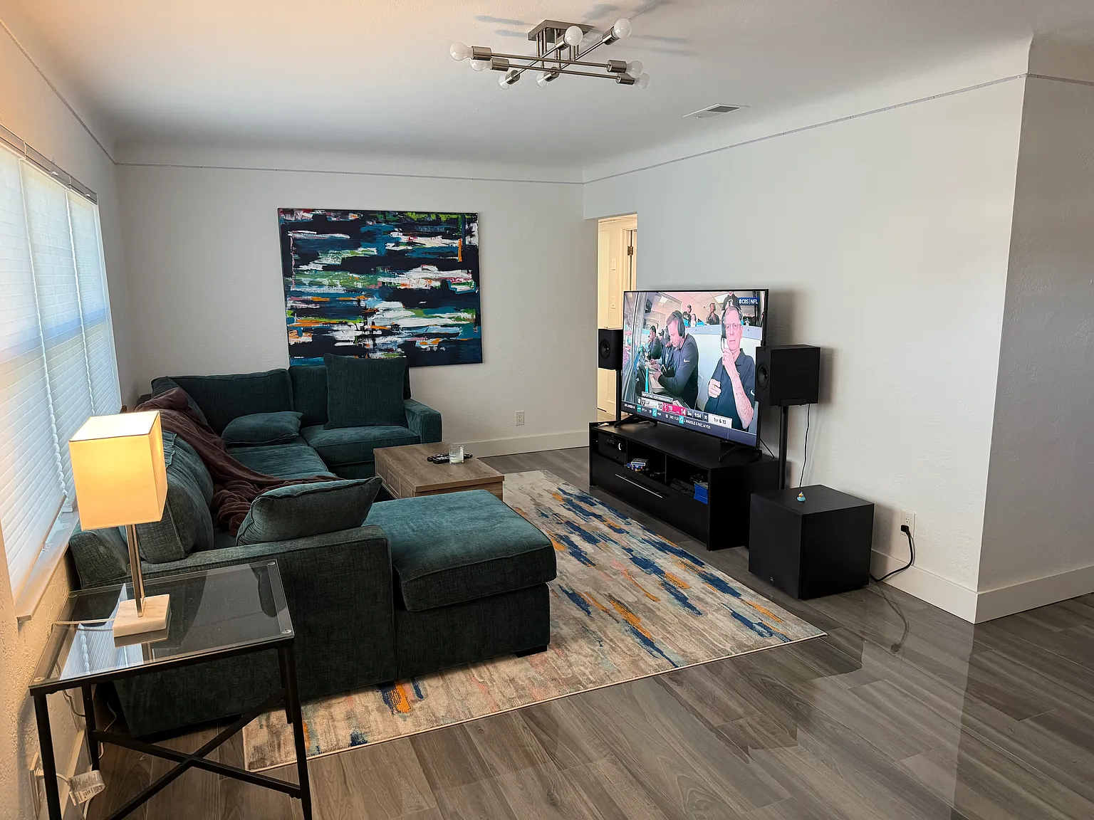 3 bed, 1400 sqft, $2,900 — Photo 3