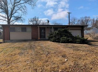 10269 Dacey Dr, Saint Louis, MO 63136