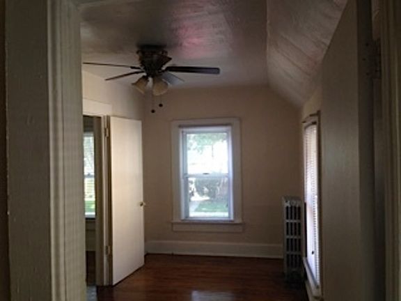 5th image of 1428 Oakwood Ave