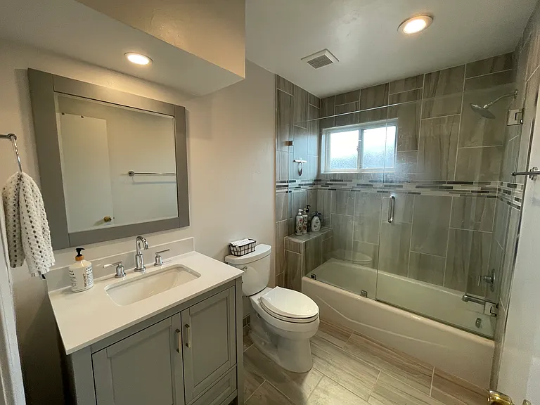 914 W Vassar Ave — Photo 9