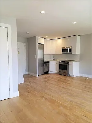 Rented by AD Real Estate Investors | media 19