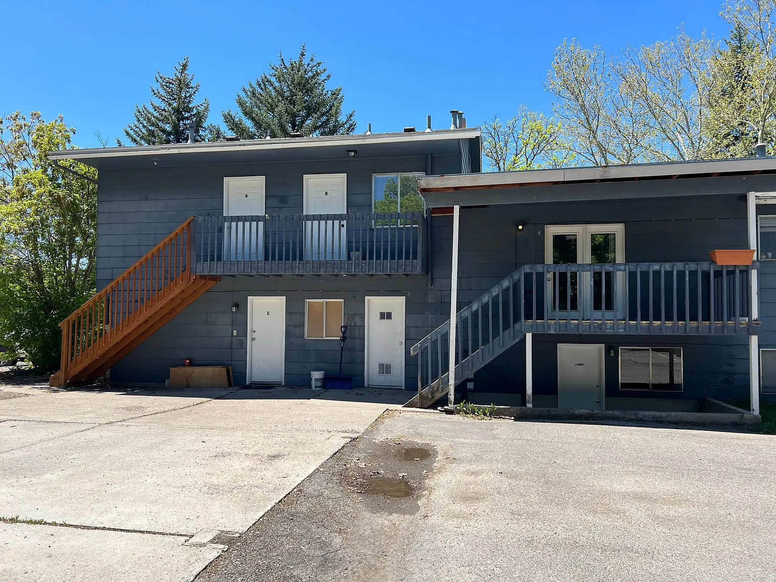 1030 North 250 West Apt A Logan — Photo 3