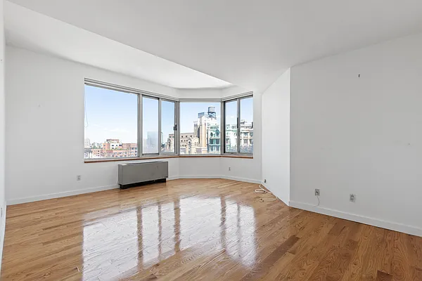 Rented by Douglas Elliman | media 15