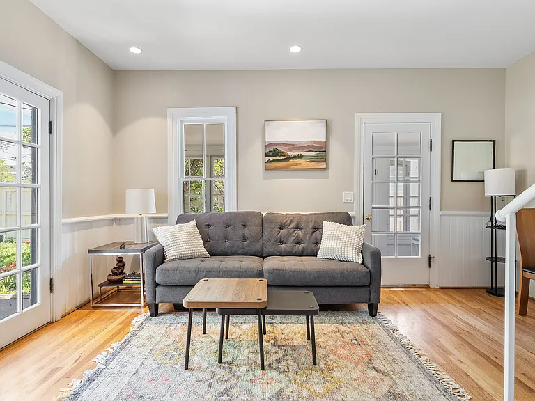 1813 Pine St #2 — Photo 7