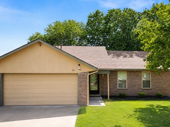 1114 W Austin St, Broken Arrow, OK 74011