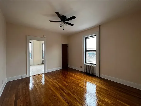 59-24 Putnam Ave #2, Ridgewood, NY 11385