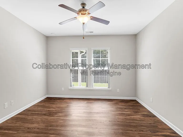 105 Richmond Walk Dr — Photo 14