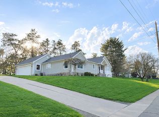 720 Miller Ave SW, Sugarcreek, OH 44681