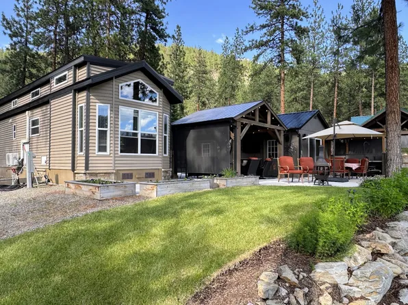380 Shyrock Loop Dr, Superior, MT 59872