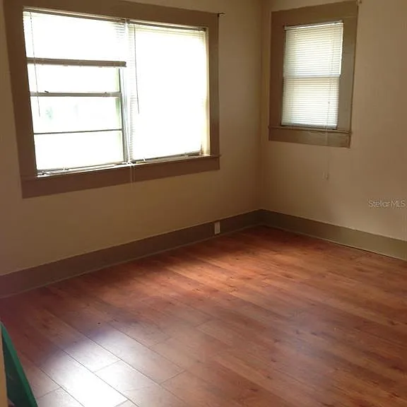 110 W 13th St — Photo 13