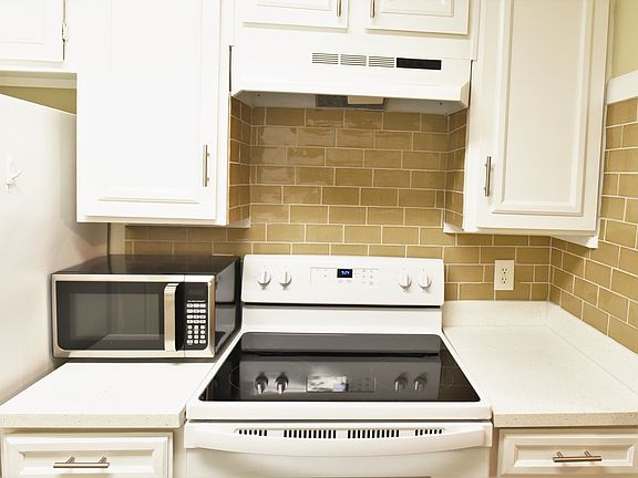 4th image of 7900 N Stadium Dr APT 70