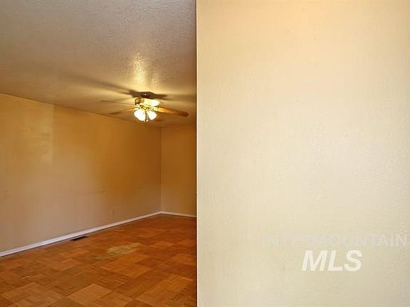 3rd image of 6054 Francis Pl