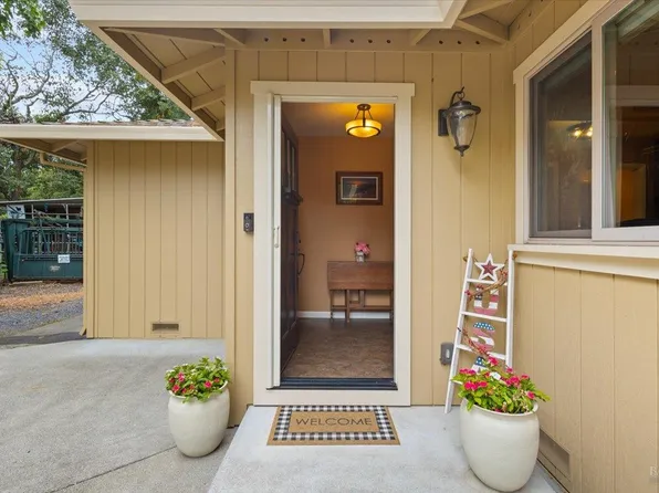8030 Elphick Road, Sebastopol, CA 95472