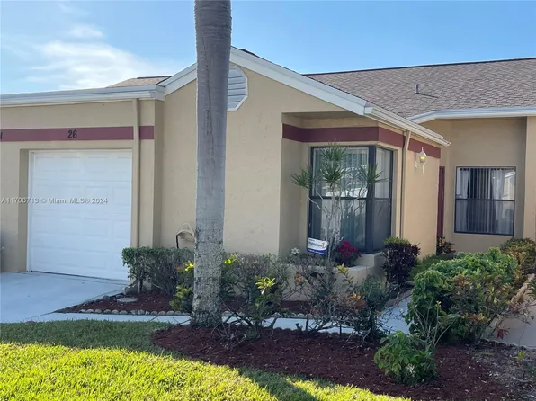 4581 Grand Cypress Rd APT 26, West Palm Beach, FL 33417