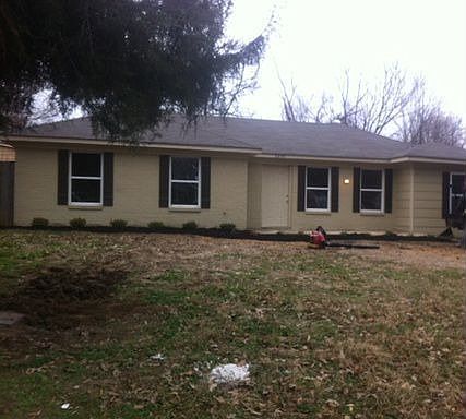 1st image of 2930 Normandy Dr