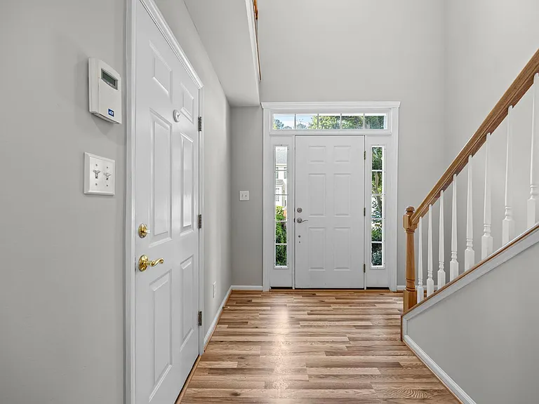 4718 Longhill Ln — Photo 6