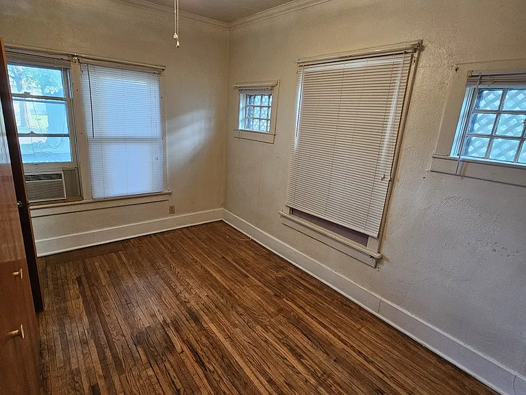 5220 Stockwell St #1 — Photo 7