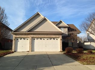 27166 Spring Gate Dr, Brownstown, MI 48183