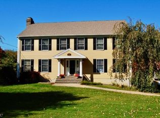 189 Schoolhouse Rd, Oak Ridge, NJ 07438