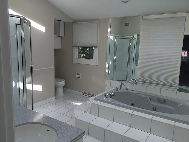 75 Autumnview Rd — Photo 13