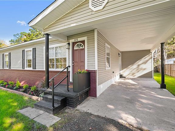 2nd image of 228 Anderson Rd